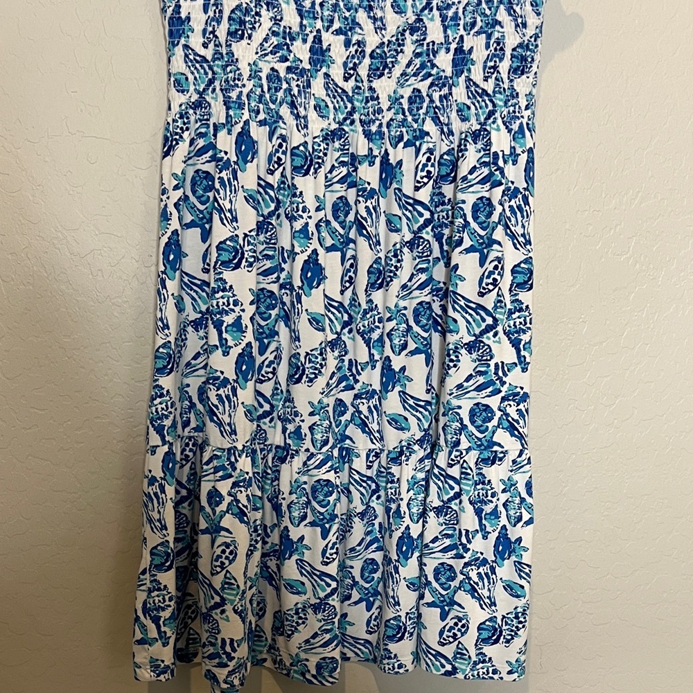 Lilly Pulitzer Floral Blue and White Smocked bodice summer Dress size large - Picture 11 of 11